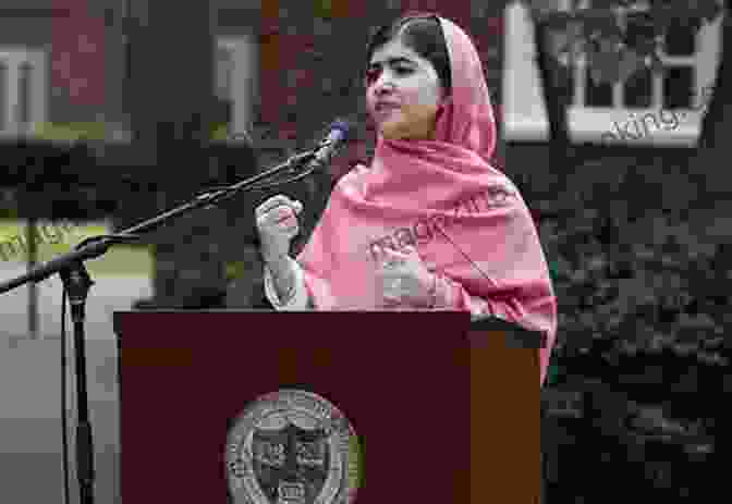 Malala Yousafzai, A Young And Courageous Woman, Speaking At A Podium. Leaders And Thinkers In American History A Childrens History Book: 15 Influential People You Should Know (Biographies For Kids)